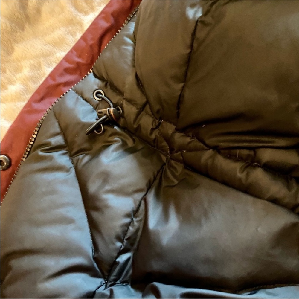 EDDIE BAUER Superior III Down Parka with Faux Fur Hood Dark Berry Small - Picture 9 of 10